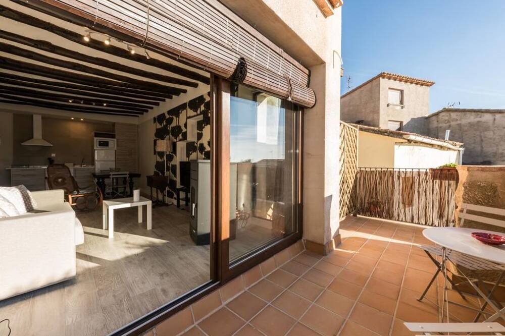 Photo of Patio Balcony in Adahuesca