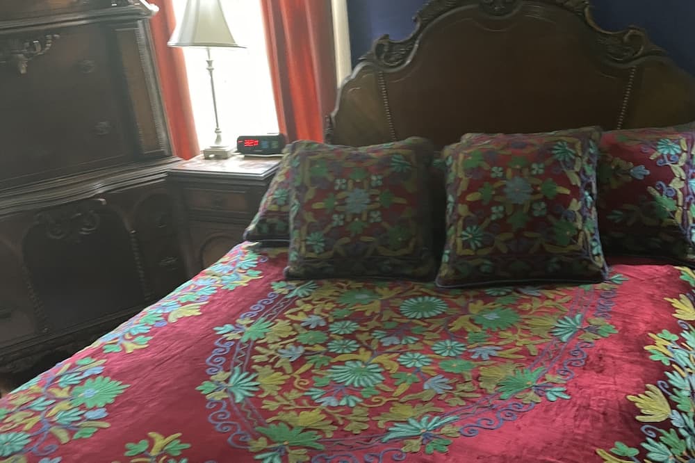 Photo of Bedroom in Cold Spring