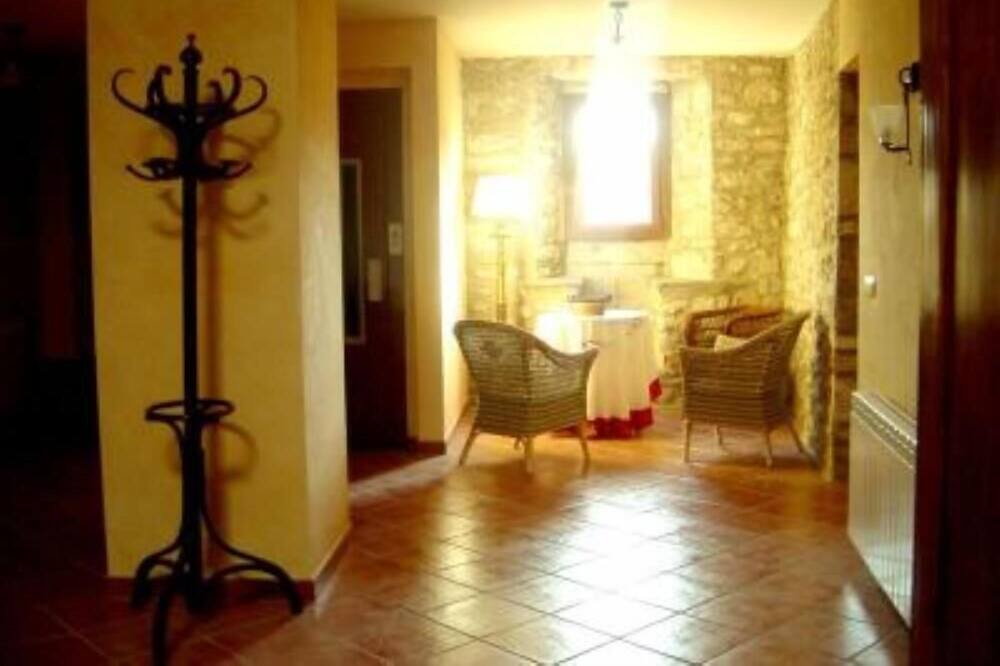 Photo of Livingroom in Corts
