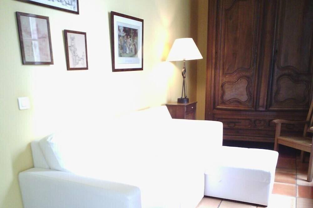 Photo of Livingroom in Condom