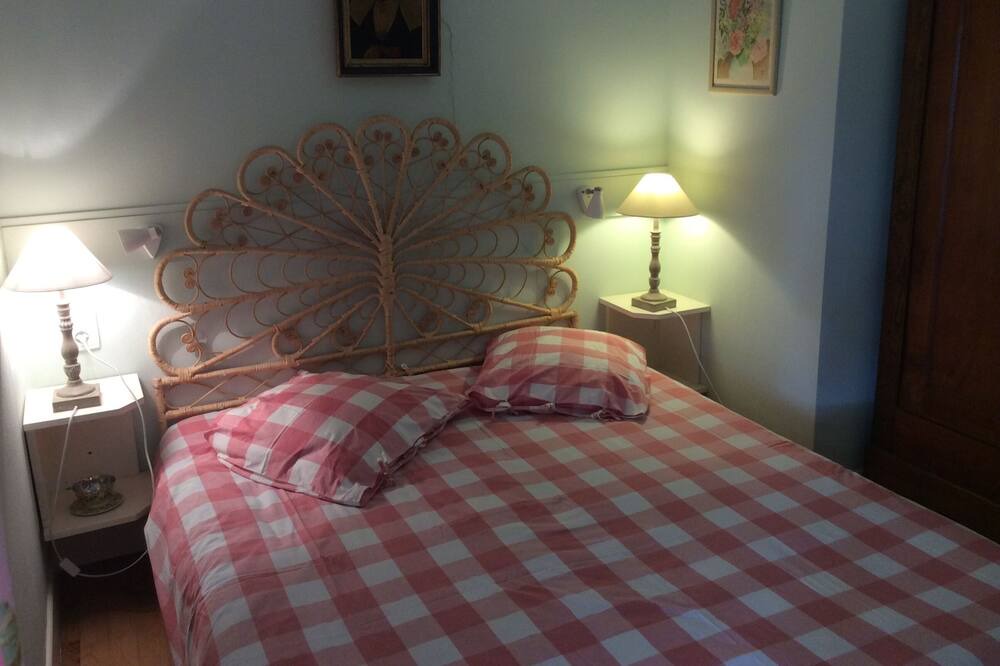 Photo of Bedroom in Condom