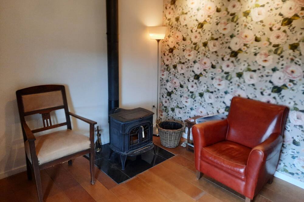 Photo of Livingroom in Alligny-en-Morvan