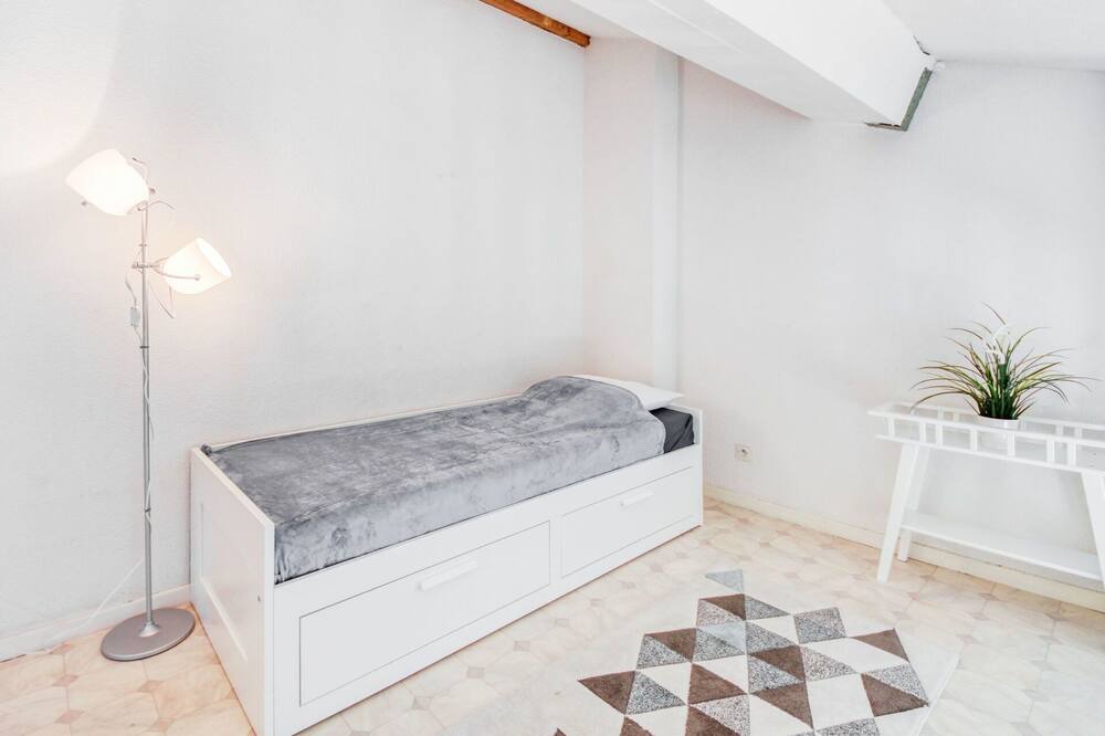 Photo of Bedroom in Les Arenes