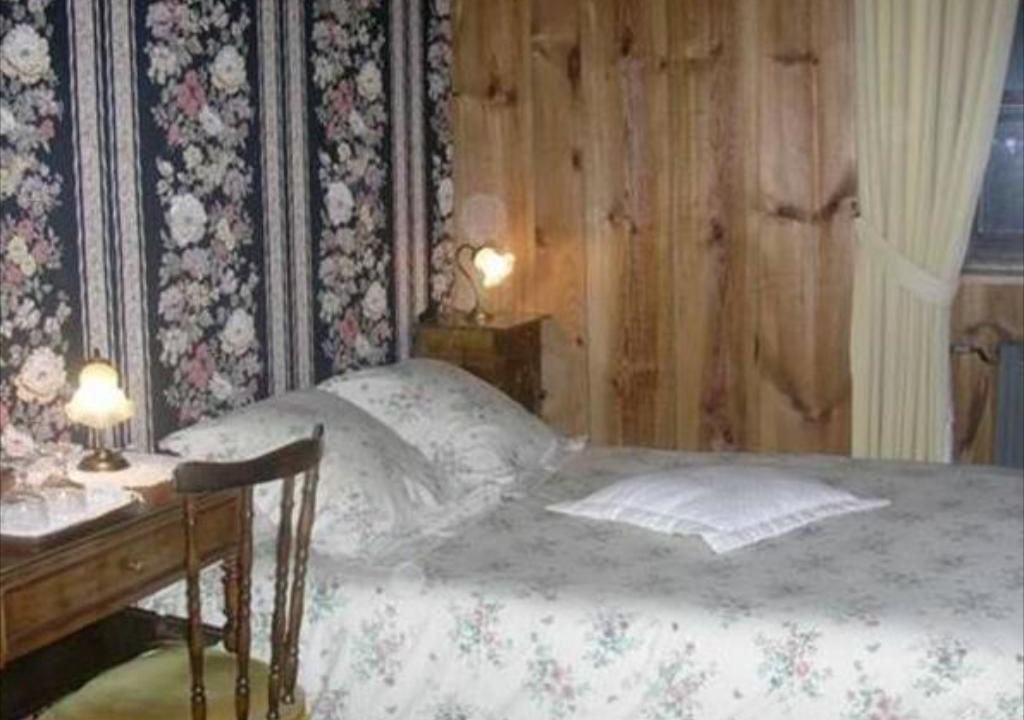 Photo of Bedroom in La Chaise-Dieu