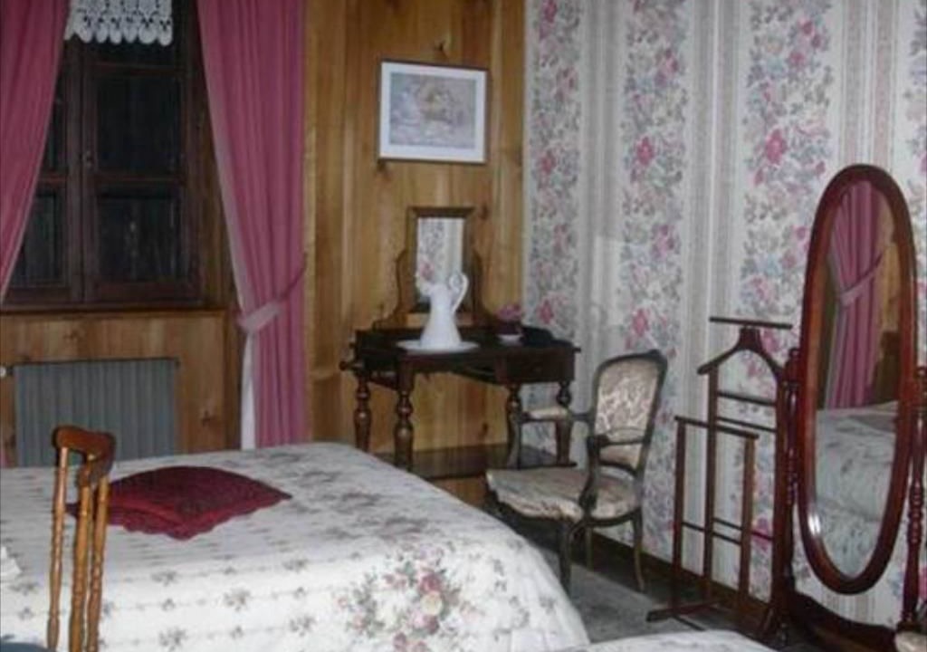 Photo of Bedroom in La Chaise-Dieu