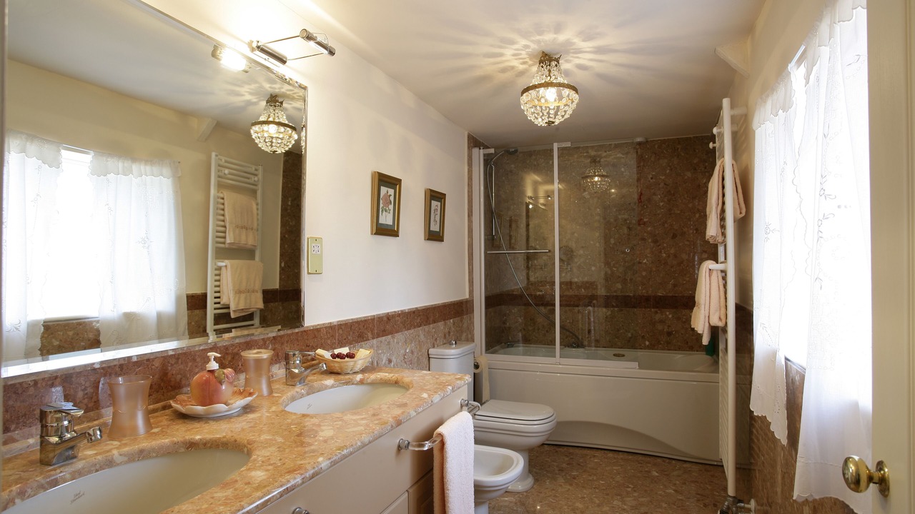 Photo of Bathroom in Northampton