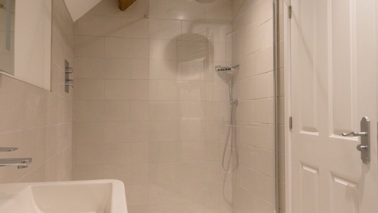 Photo of Bathroom in Hellidon