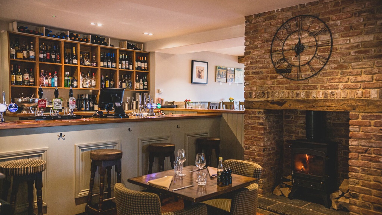 Photo of Others in Hellidon