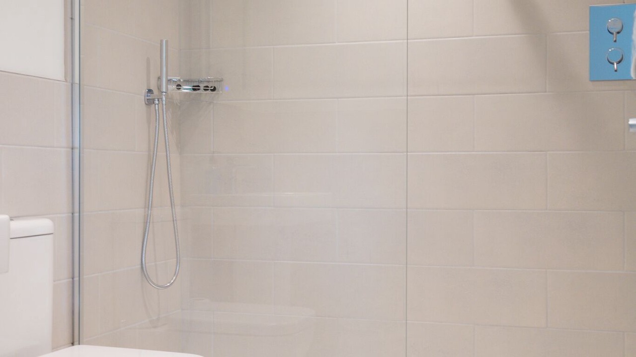 Photo of Bathroom in Hellidon