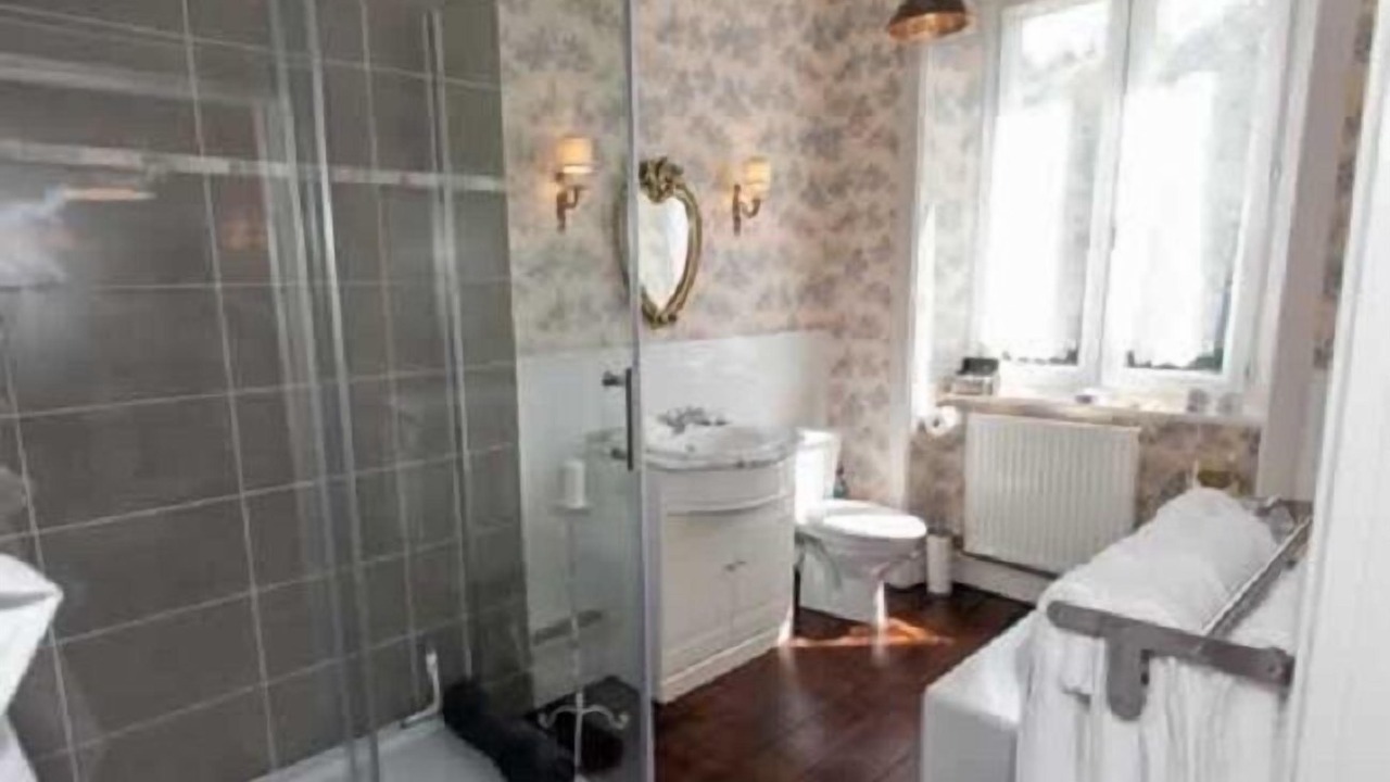 Photo of Bathroom in Bussiere-Galant