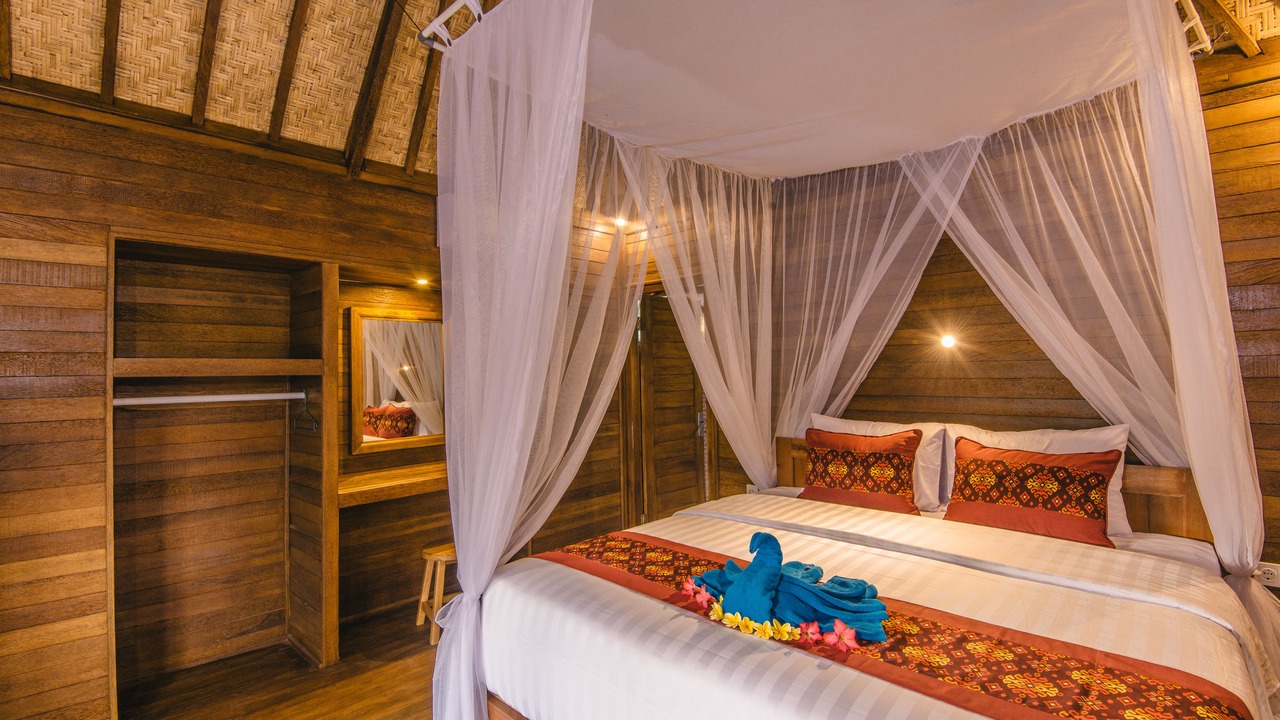 Photo of Bedroom in Mushroom Bay