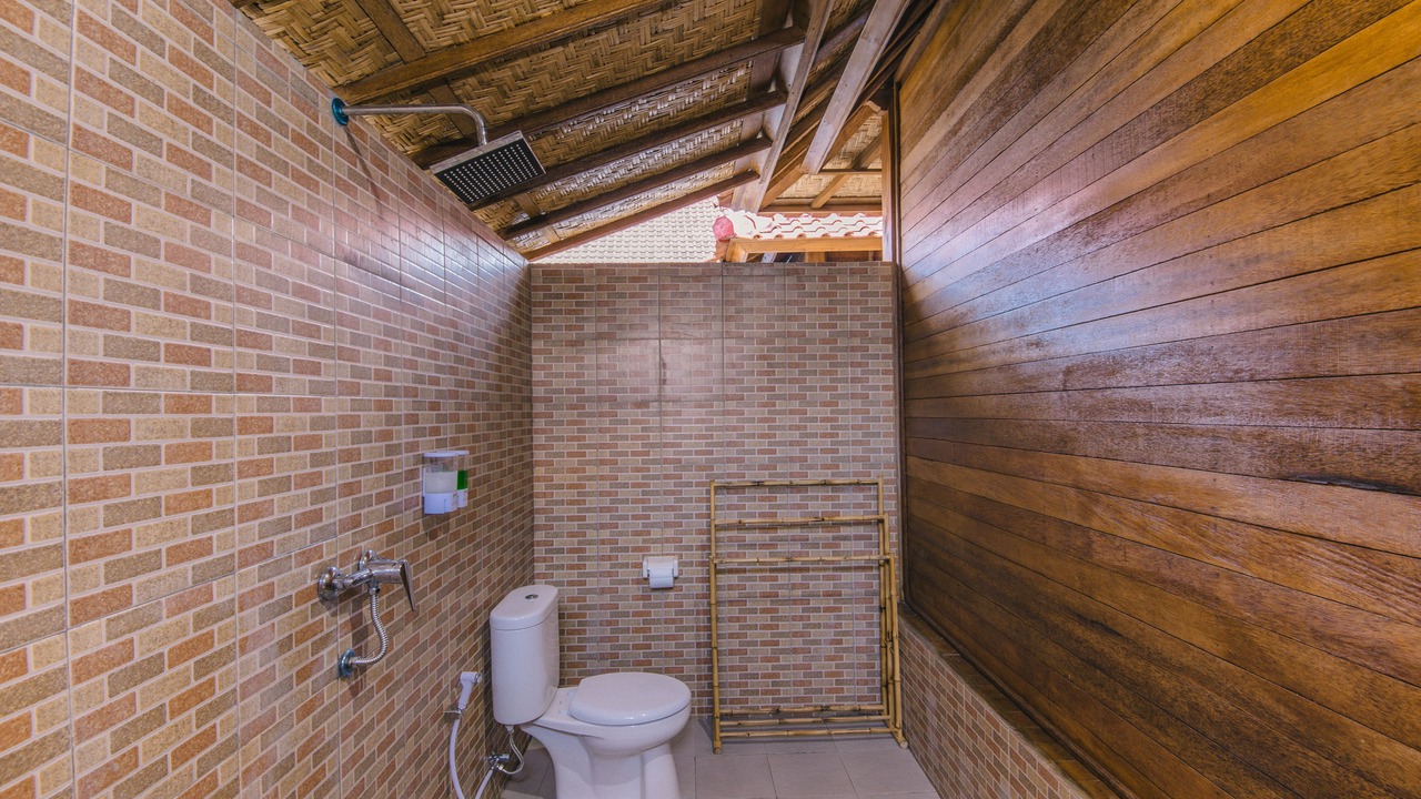 Photo of Bathroom in Mushroom Bay