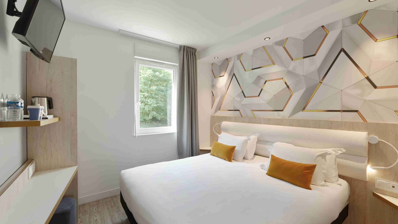 Photo of Bedroom in Crepy-en-Valois