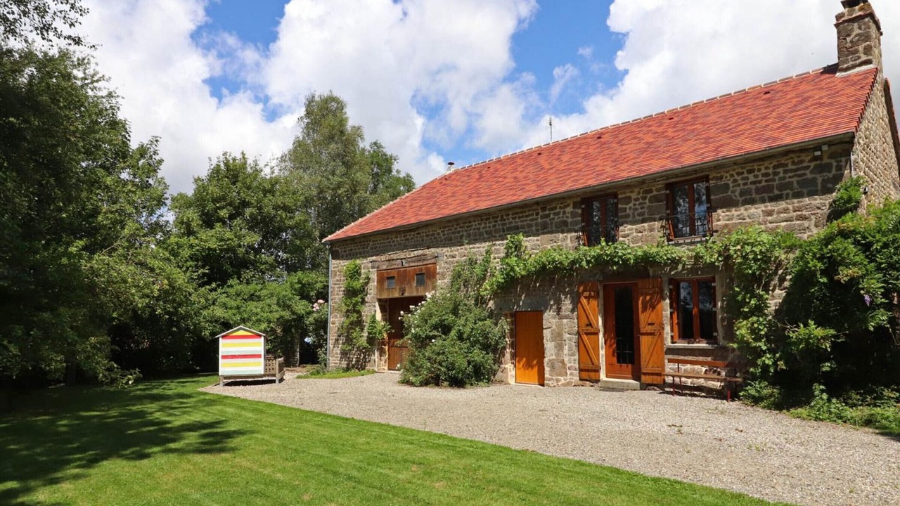 Photo of Outdoor in Saint-Bomer-les-Forges