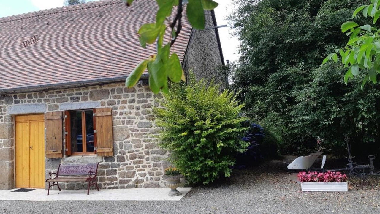 Photo of Outdoor in Saint-Bomer-les-Forges