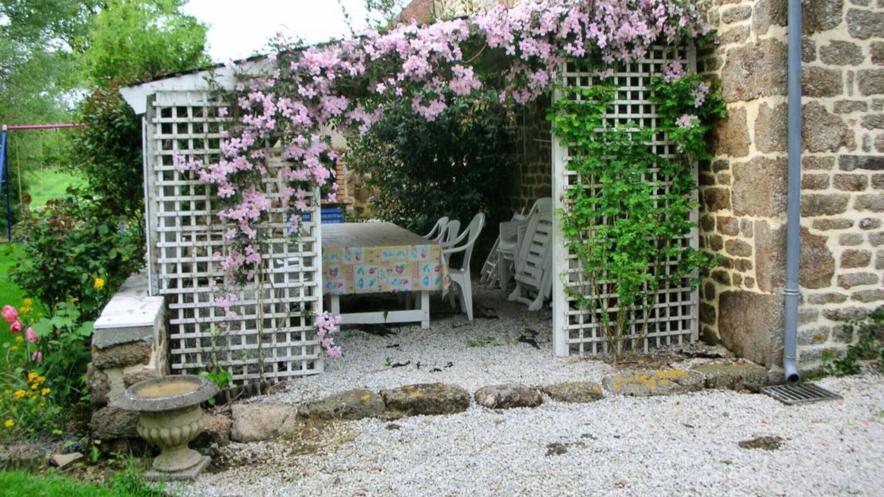 Photo of Outdoor in Saint-Bomer-les-Forges