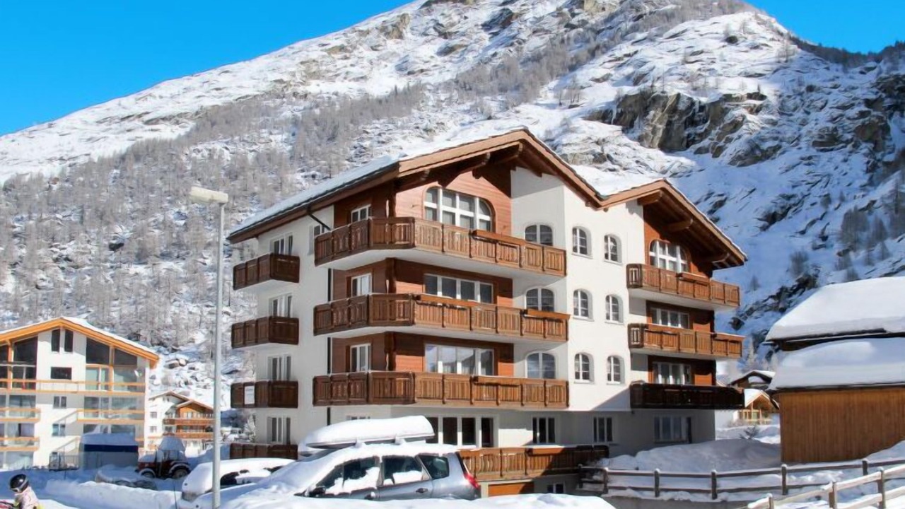 Photo of Buildings in Saas Almagell