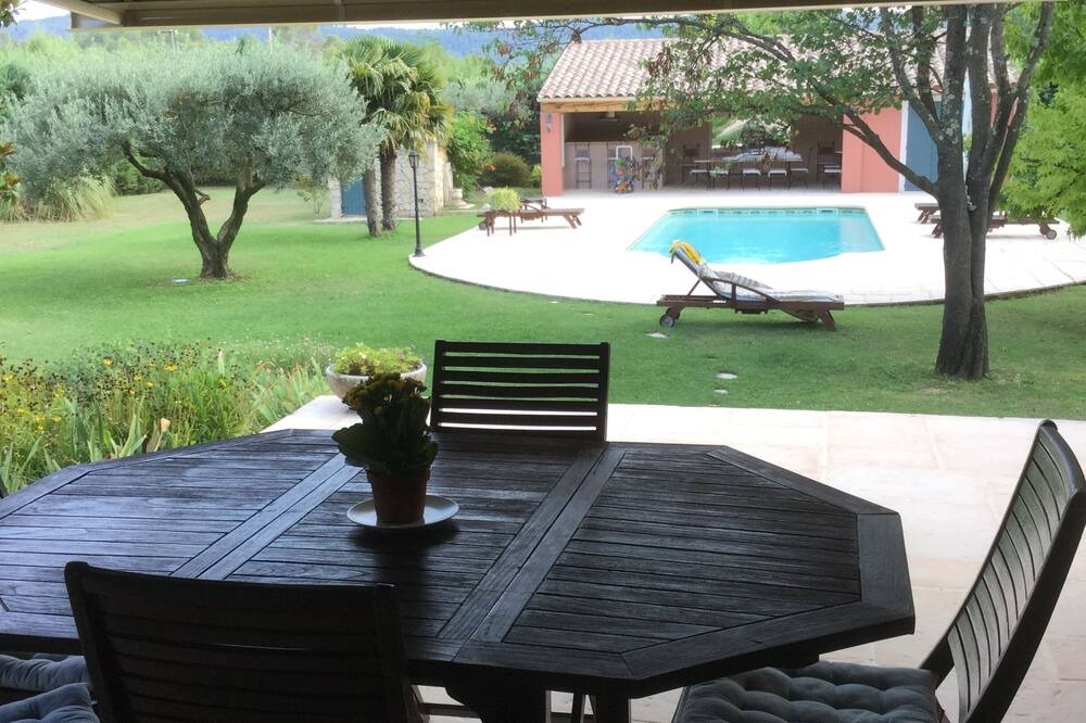 Photo of Patio Balcony in Villecroze