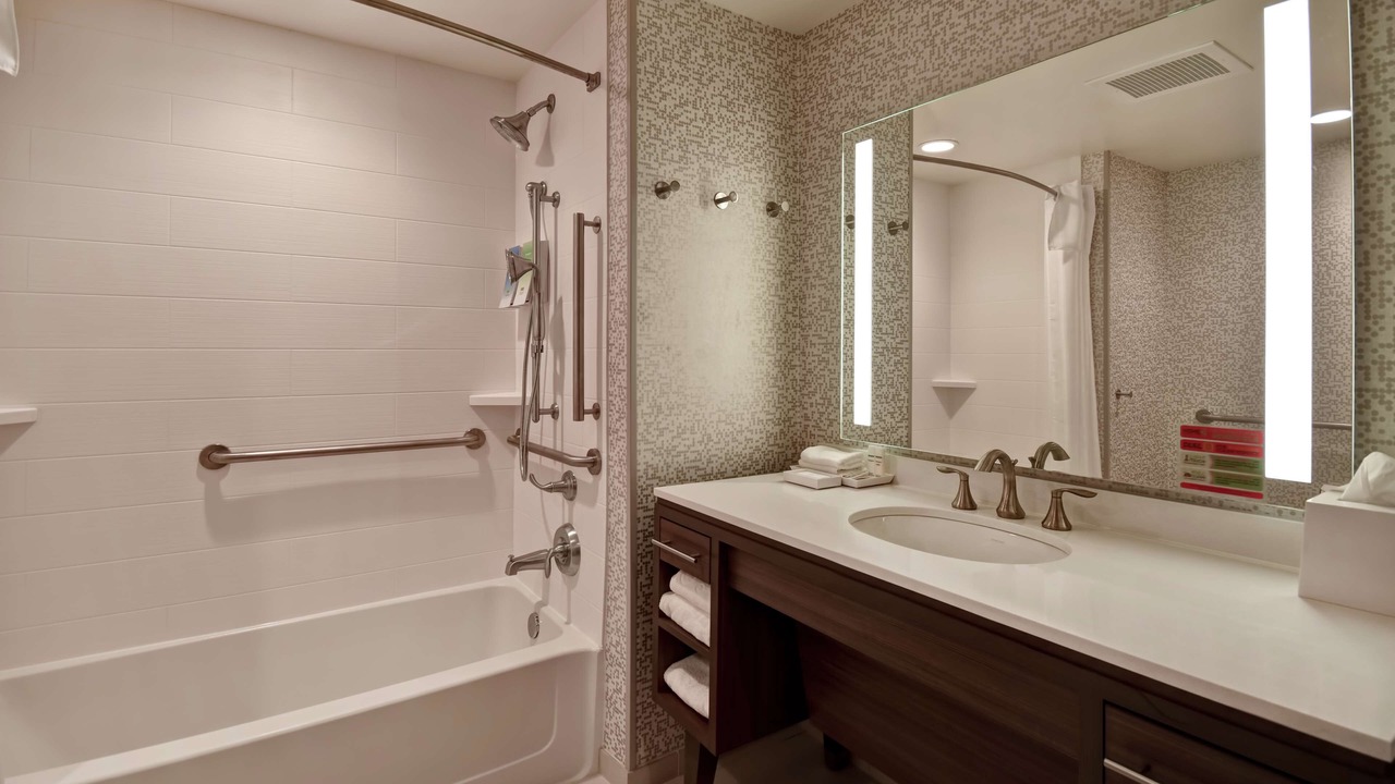 Photo of Bathroom in Springlake