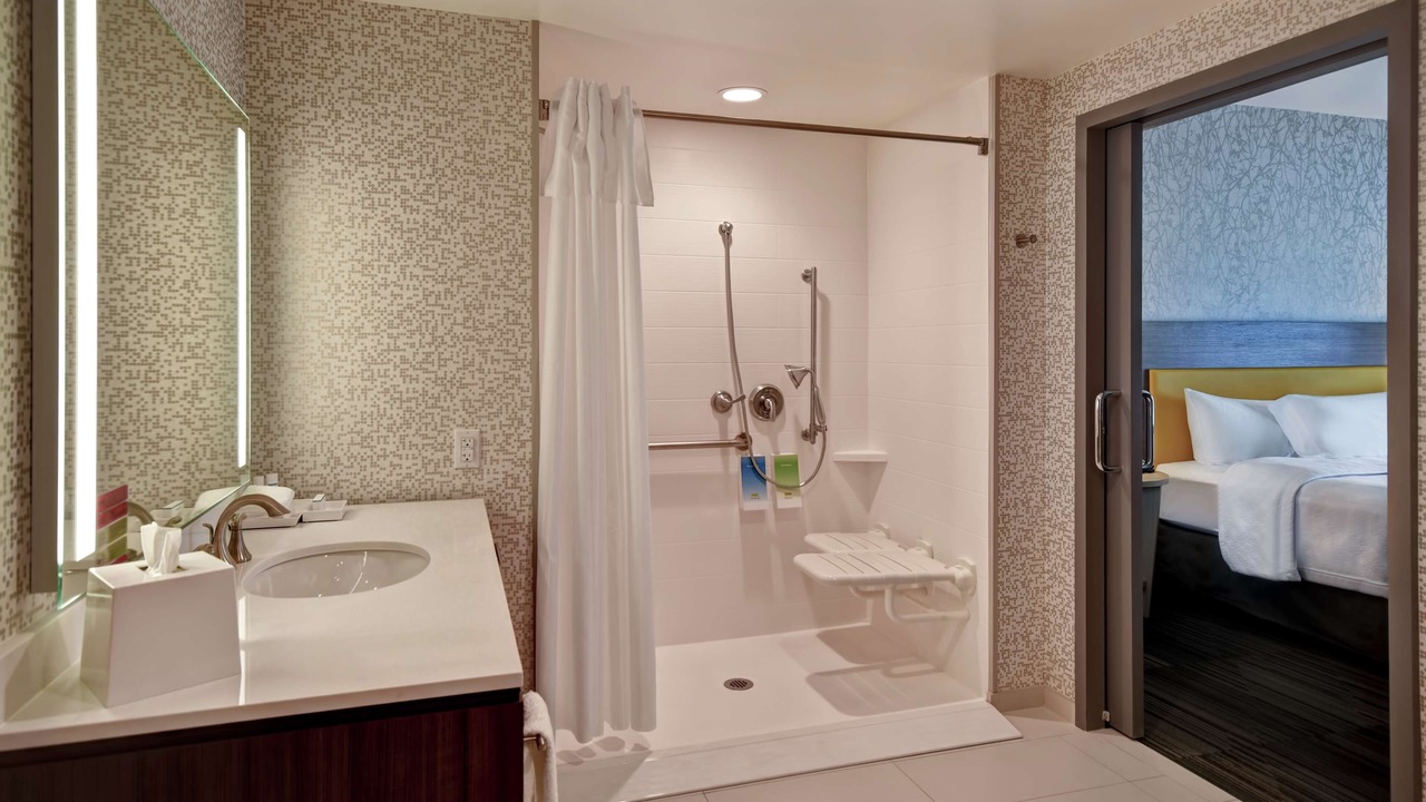 Photo of Bathroom in Springlake