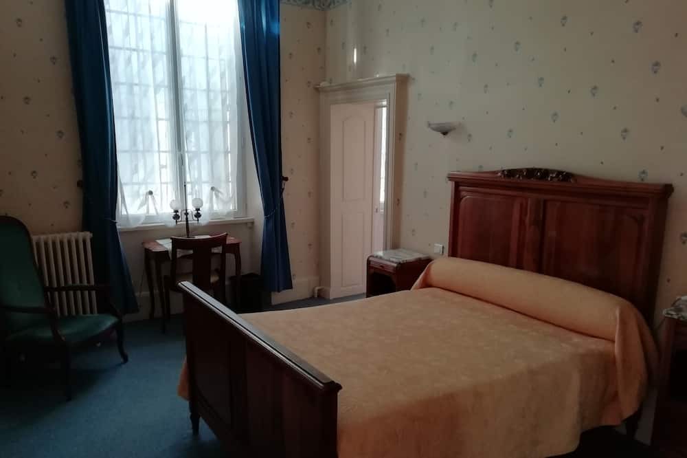 Photo of Bedroom in Aigurande