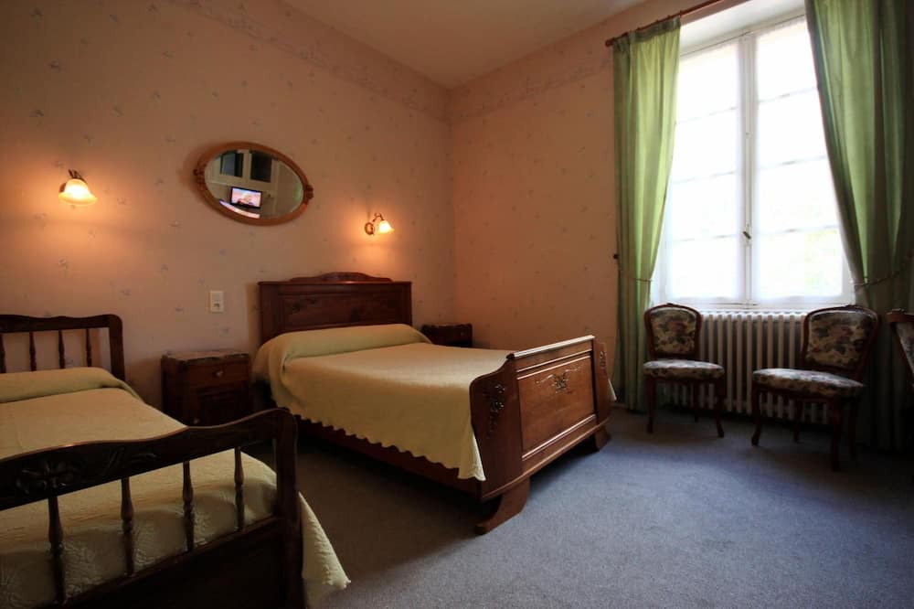 Photo of Bedroom in Aigurande