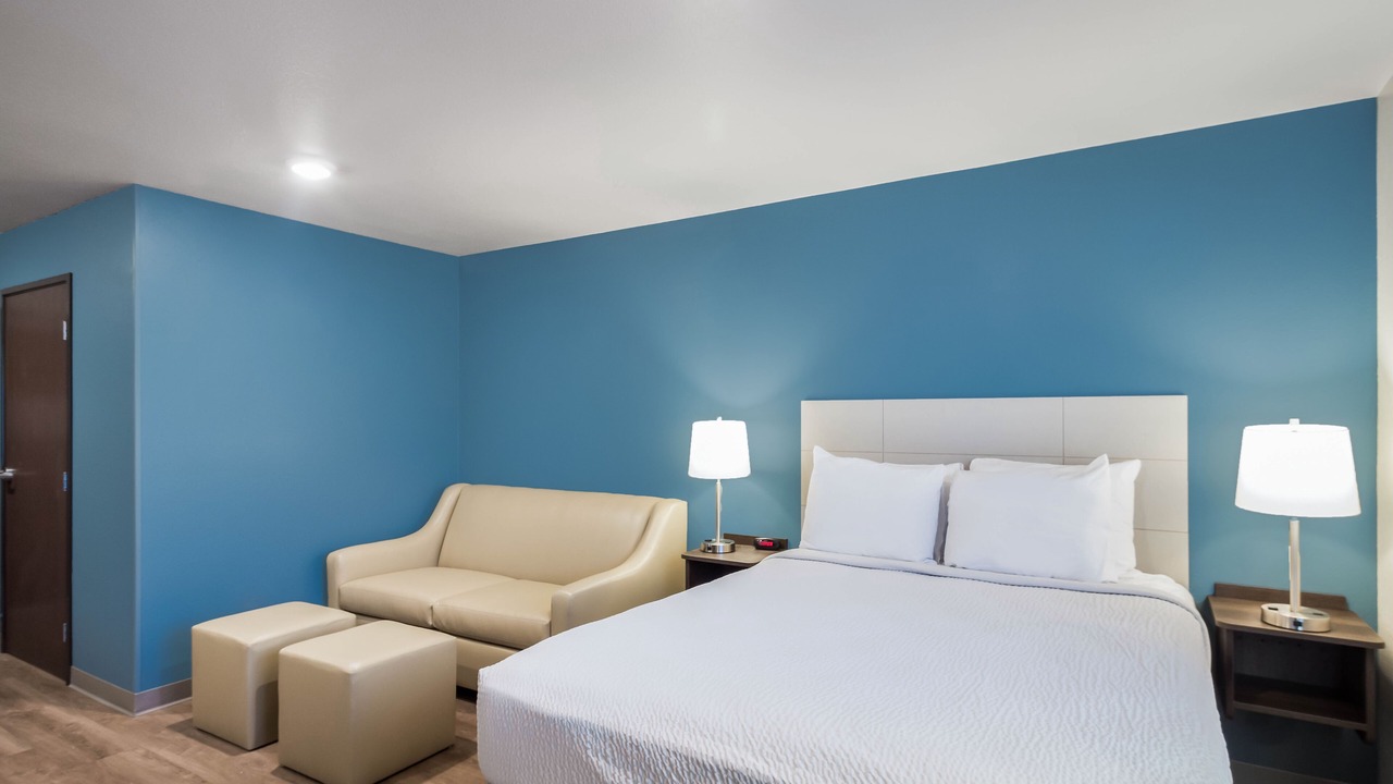Photo of Bedroom in Addison
