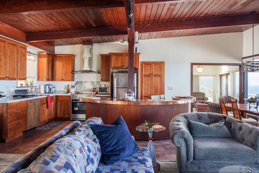 Photo of Livingroom in Carmel