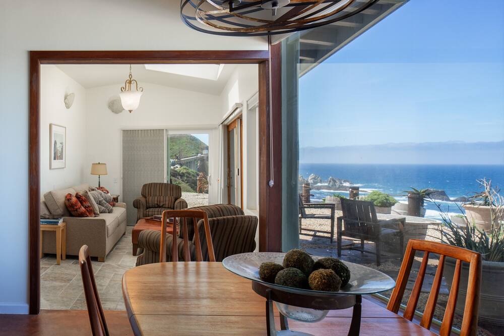 Photo of Livingroom in Carmel