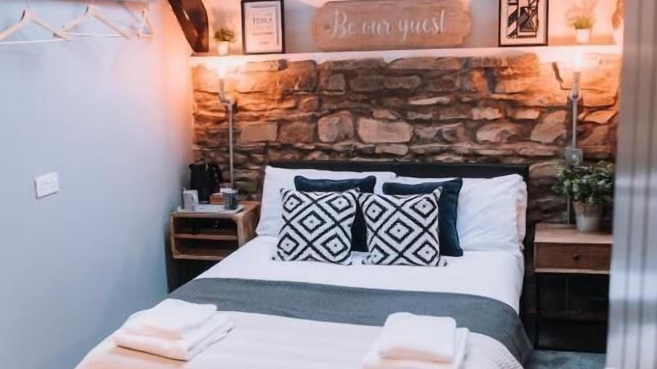 Photo of Bedroom in Pontneddfechan