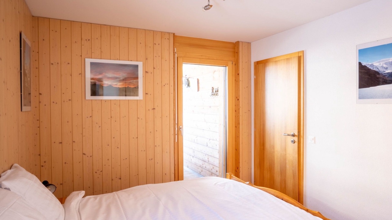 Photo of Bedroom in Vex