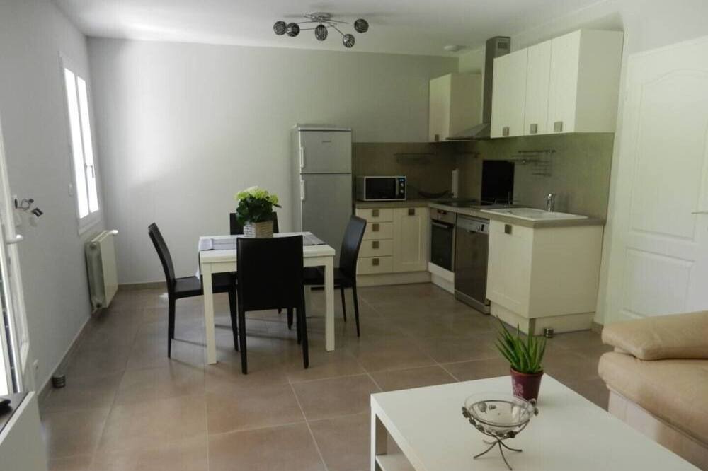 Photo of Kitchen in Saint-Saturnin-les-Avignon