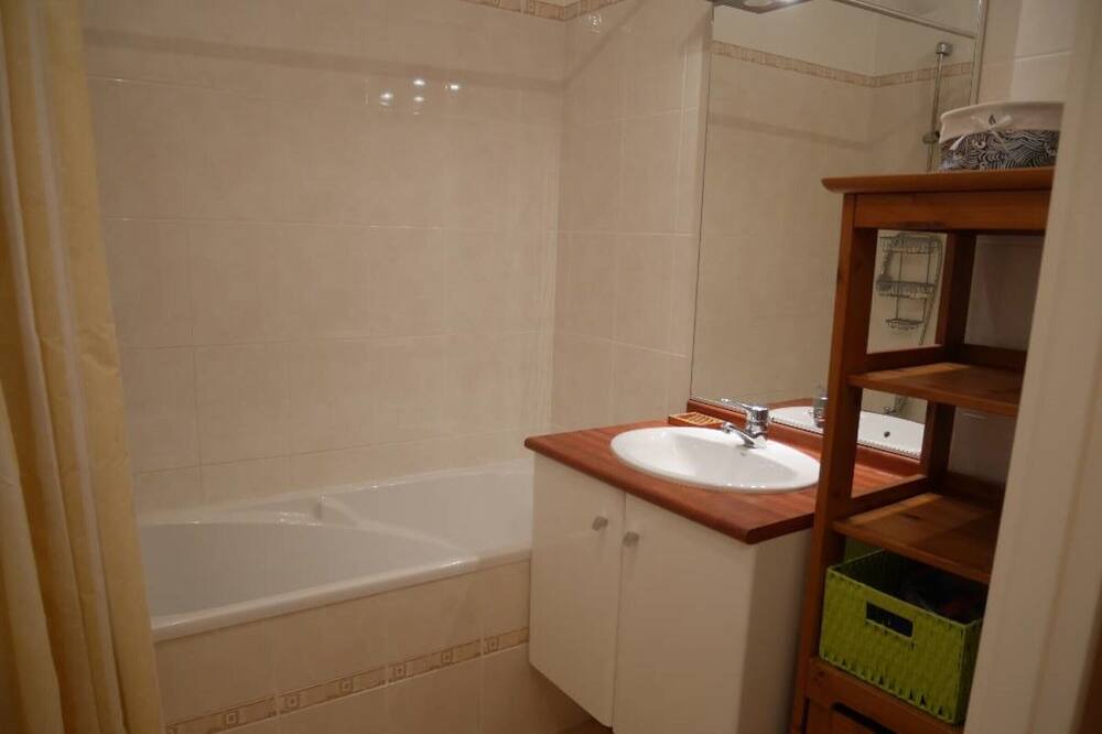 Photo of Bathroom in Saint-Gilles-Croix-de-Vie