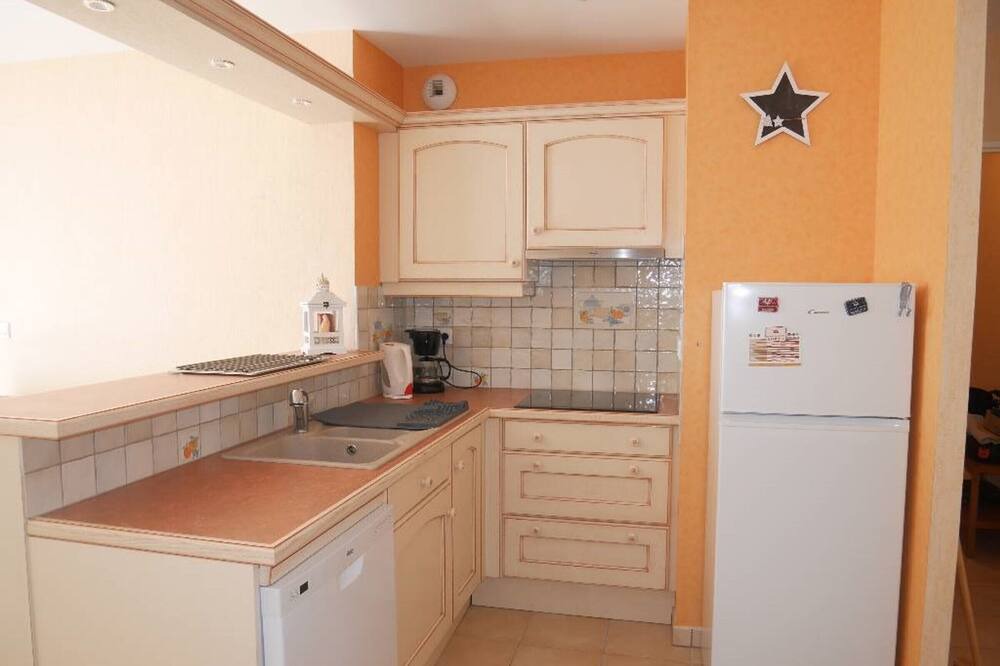 Photo of Kitchen in Saint-Gilles-Croix-de-Vie
