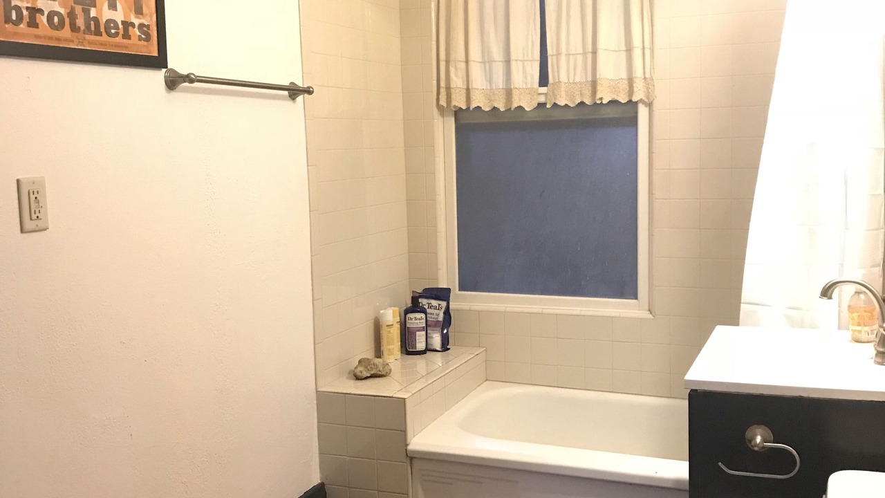 Photo of Bathroom in Bisbee