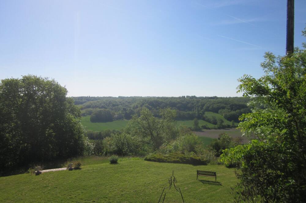 Photo of Outdoor in Belveze