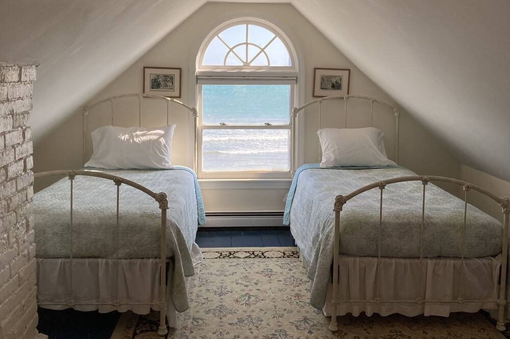 Photo of Bedroom in Easton's Point