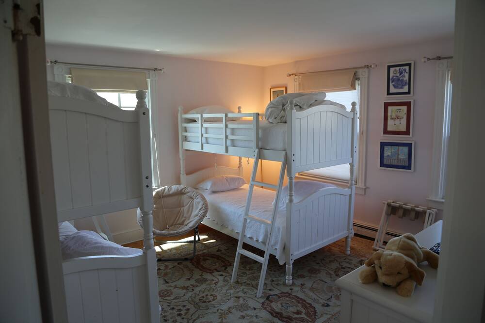 Photo of Bedroom in Easton's Point