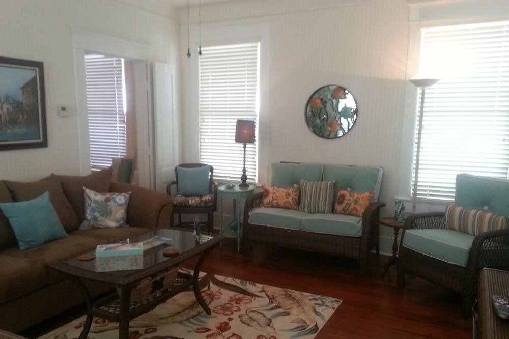 Photo of Livingroom in San Jacinto