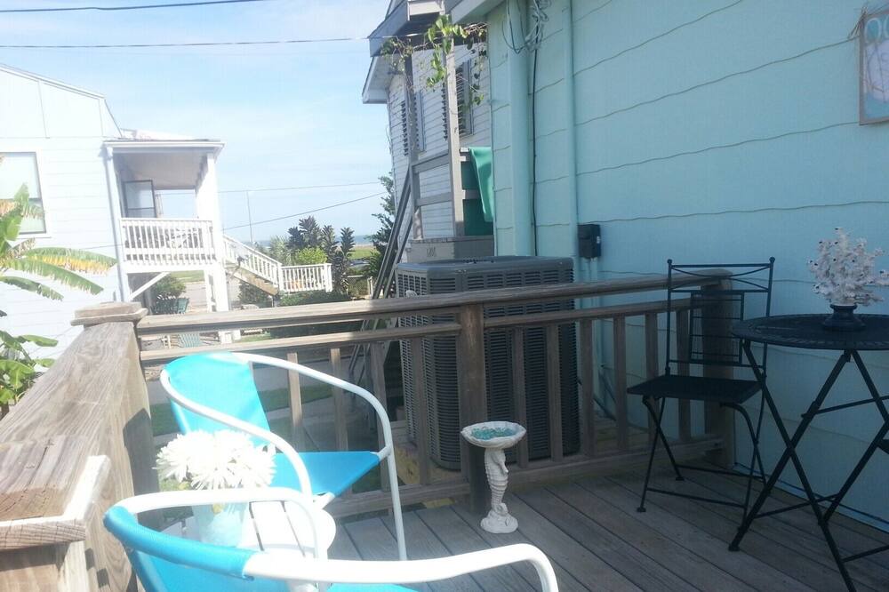 Photo of Patio Balcony in San Jacinto