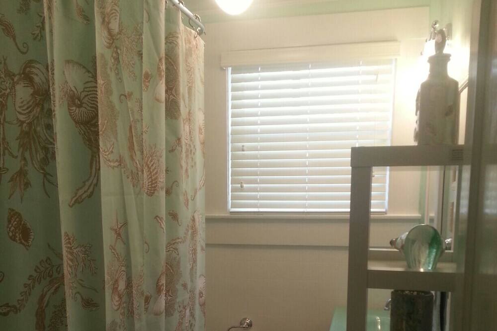 Photo of Bathroom in San Jacinto