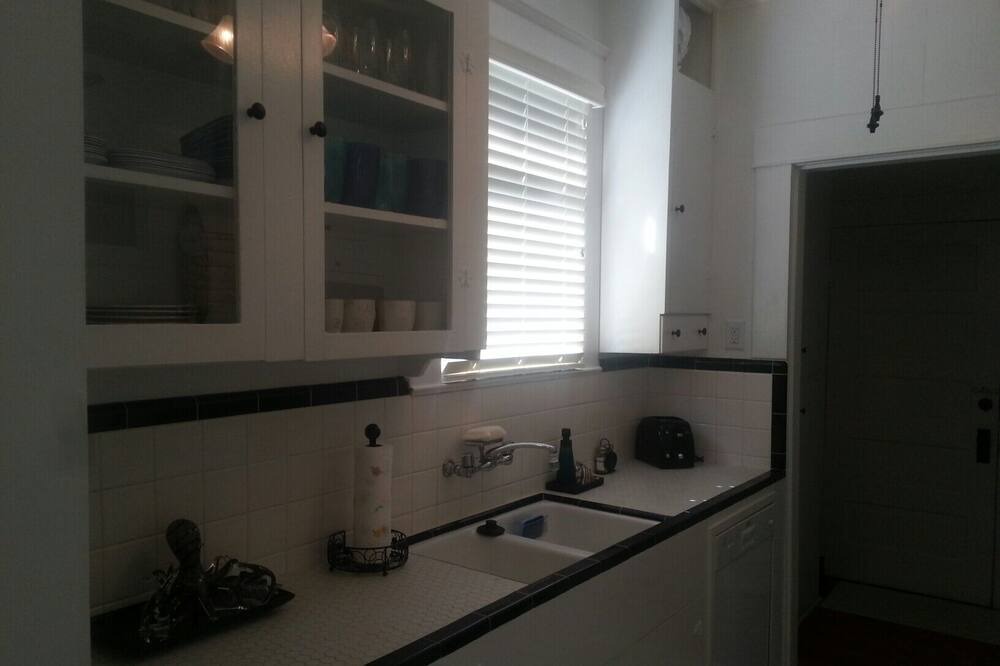 Photo of Kitchen in San Jacinto