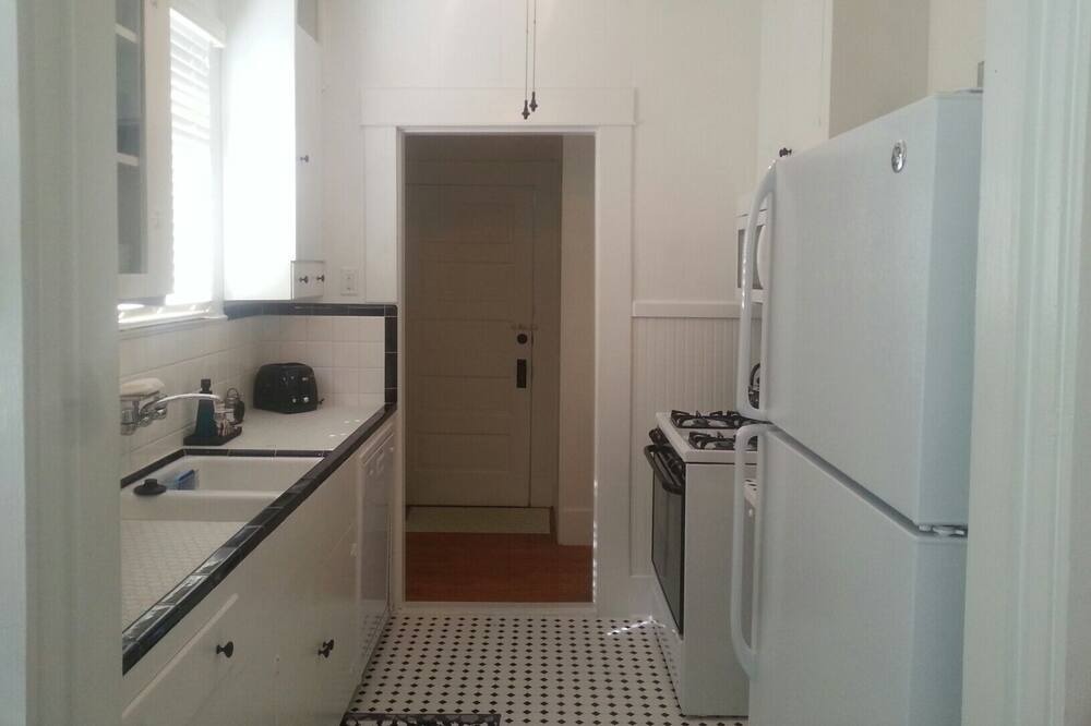 Photo of Kitchen in San Jacinto