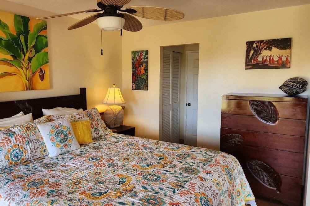 Photo of Bedroom in Maunaloa