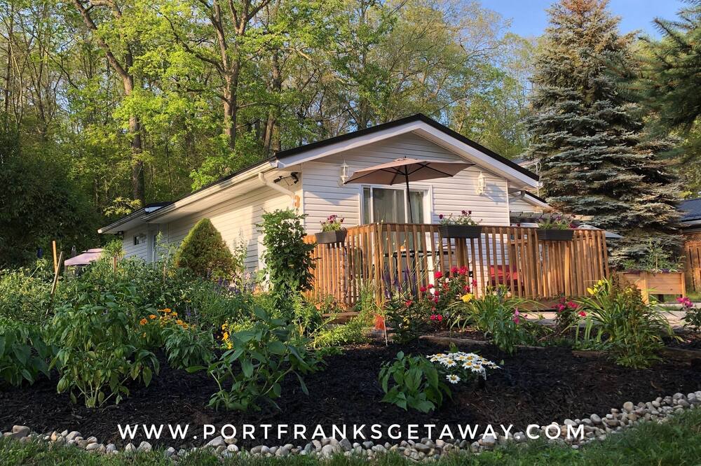 Photo of Outdoor in Port Franks