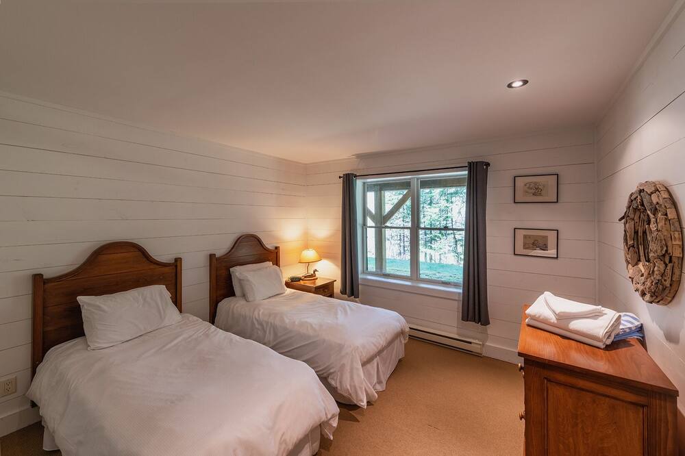 Photo of Bedroom in Lac Superieur Village