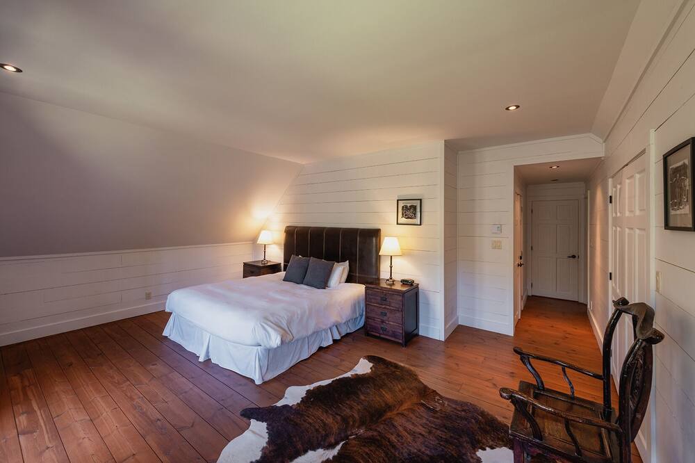 Photo of Bedroom in Lac Superieur Village