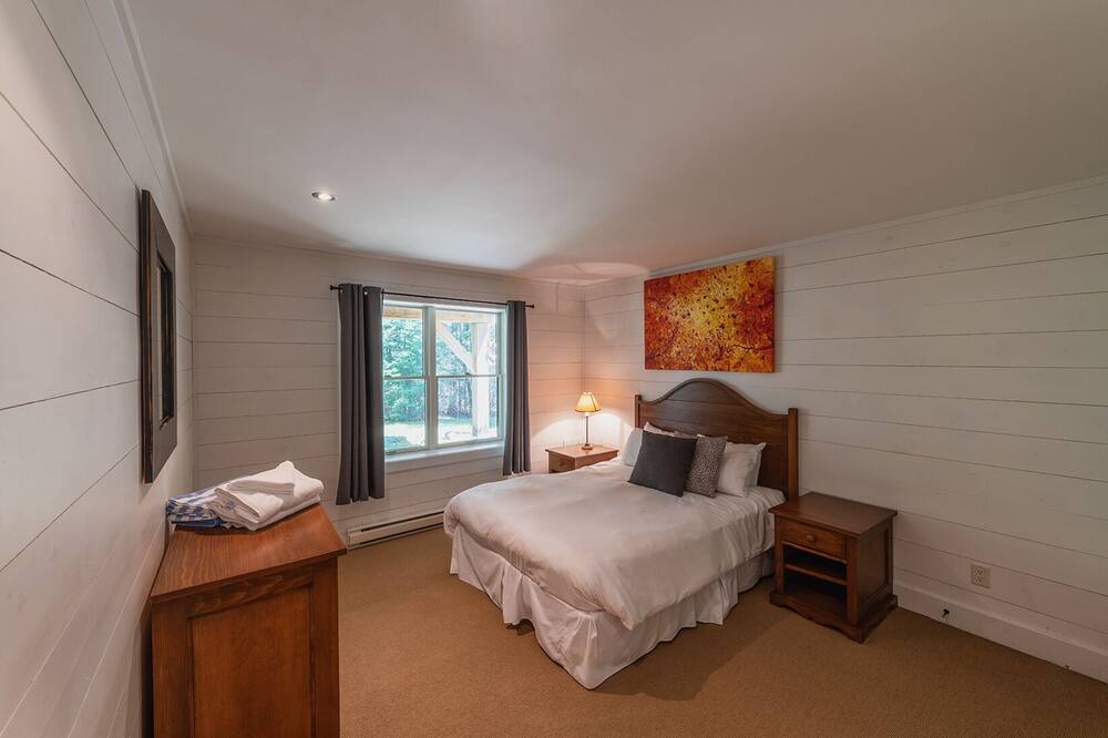 Photo of Bedroom in Lac Superieur Village