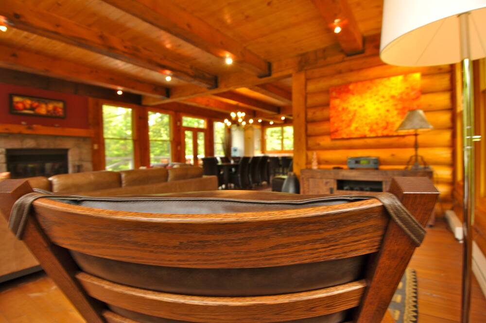 Photo of Livingroom in Lac Superieur Village
