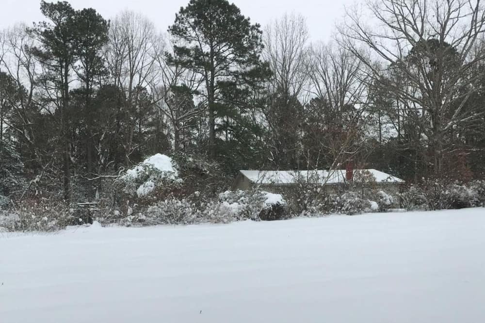 Photo of Others in Capron